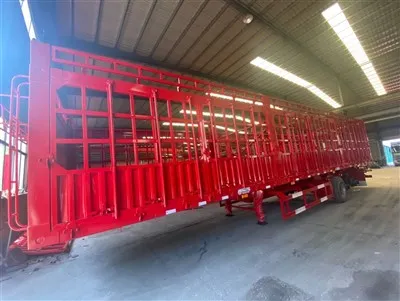 Cum încarc și descarc un autobasculant cu răsturnare?